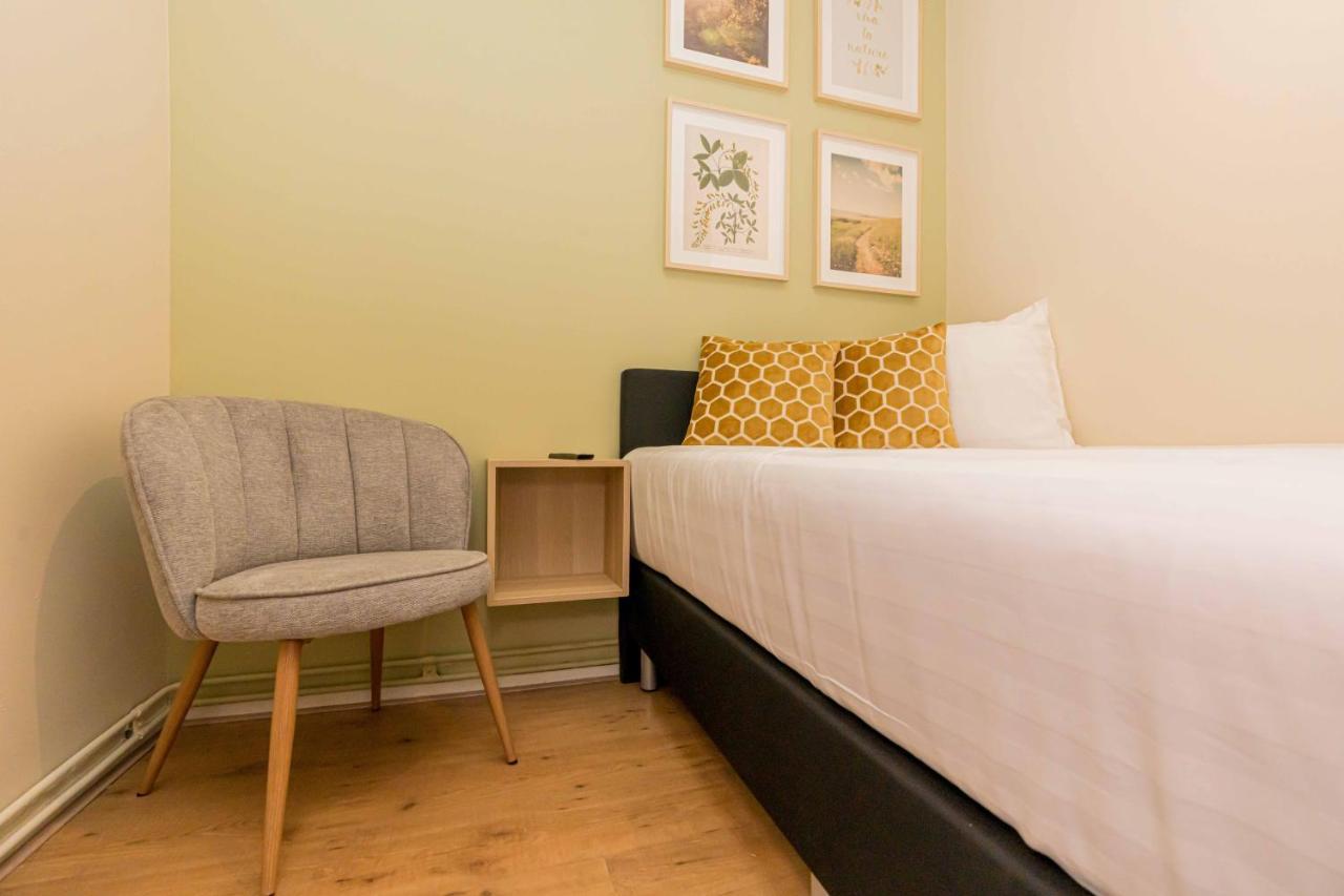 Rb Hostel Зиерикзее Екстериор снимка
