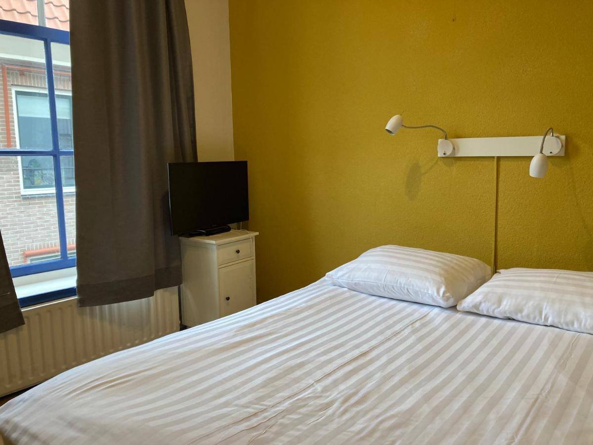 Rb Hostel Зиерикзее Екстериор снимка